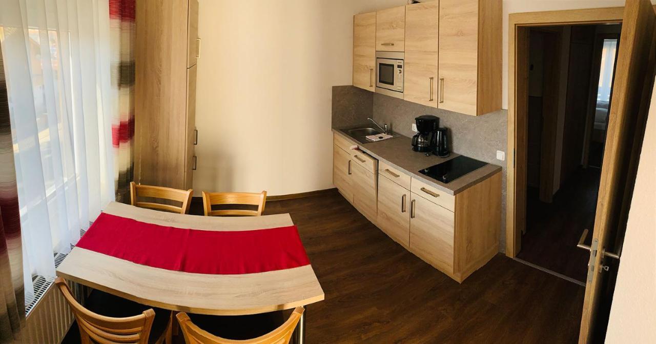 Apartmenthaus Florian แลม ภายนอก รูปภาพ