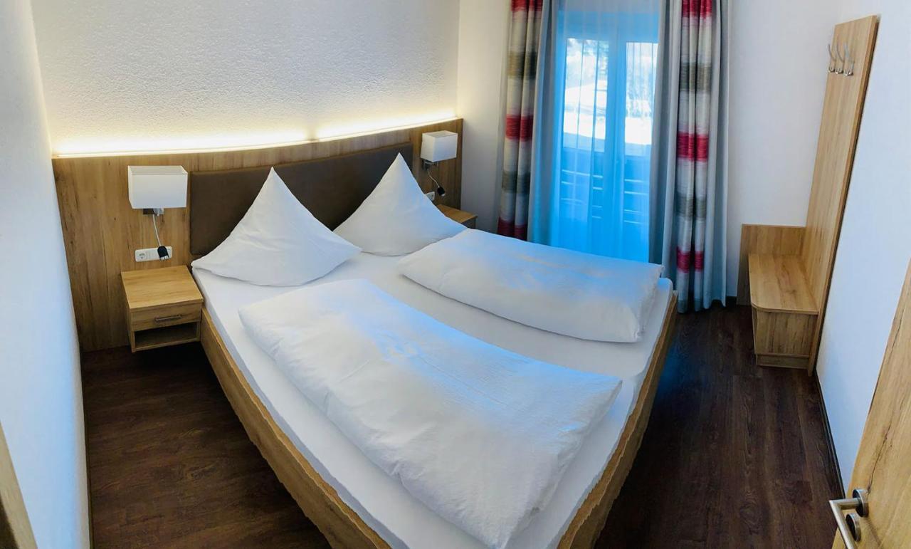 Apartmenthaus Florian แลม ภายนอก รูปภาพ